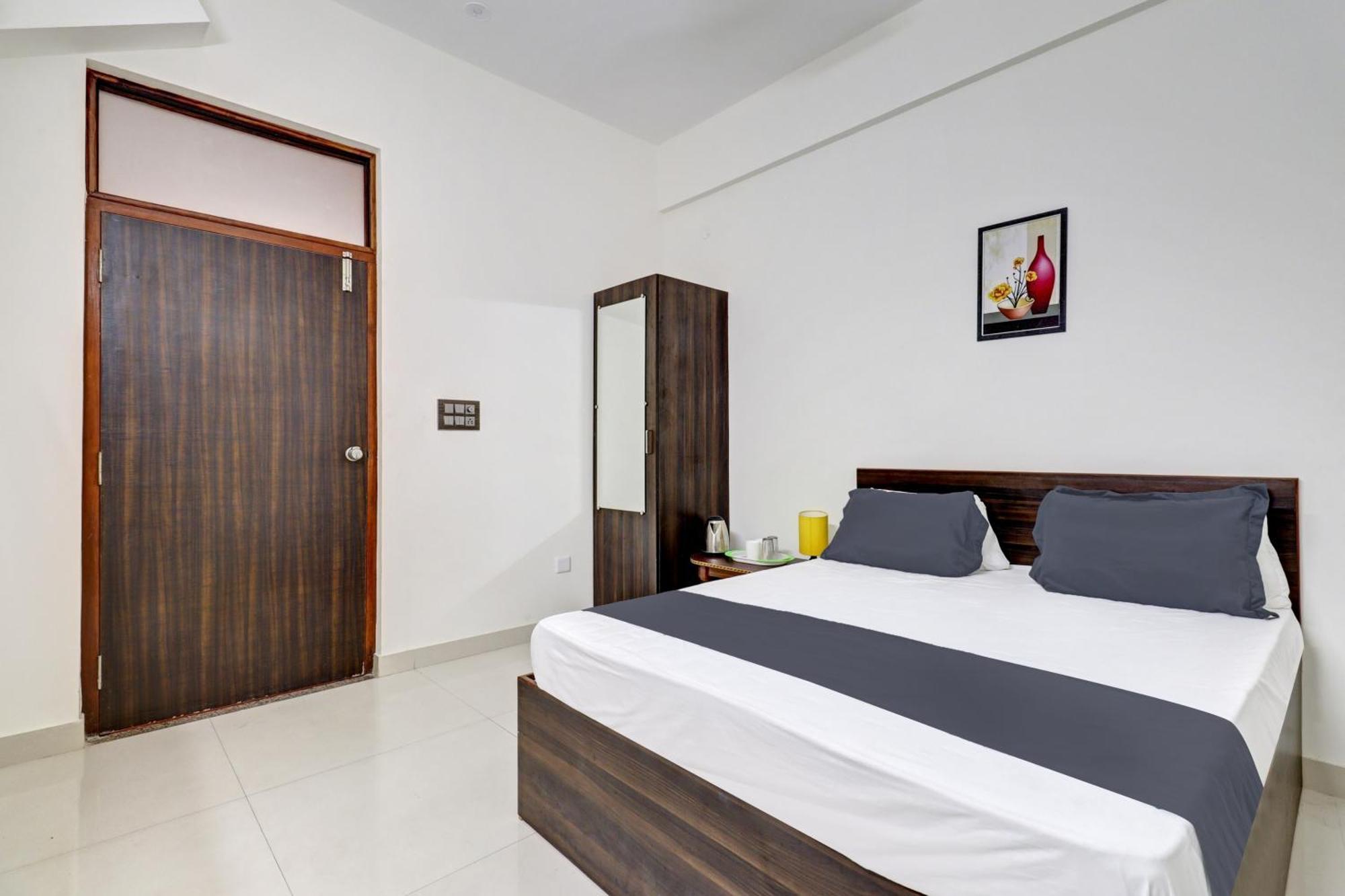Hotel O J.K. Suites & Rooms Bangalore Extérieur photo