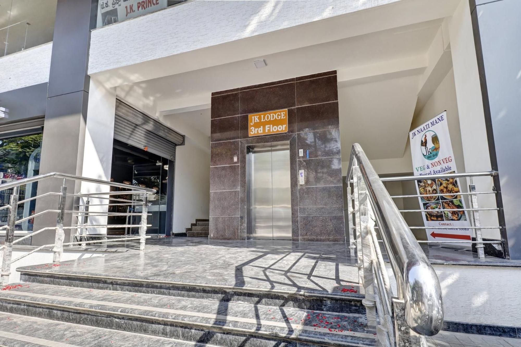 Hotel O J.K. Suites & Rooms Bangalore Extérieur photo